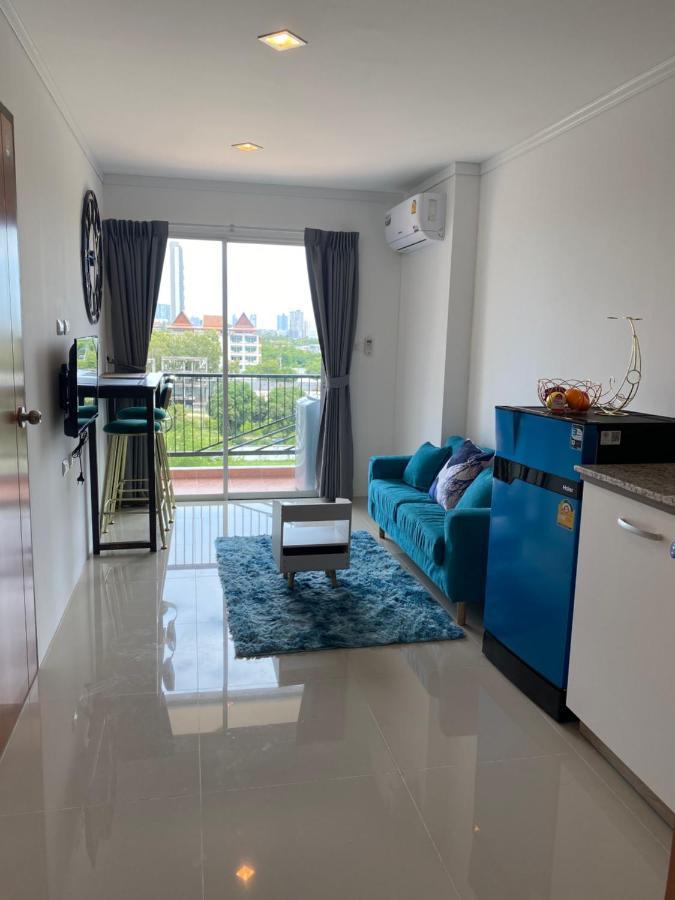 חוף ג'ומטיין Trio Gems Condo, Pattaya Thailand מראה חיצוני תמונה